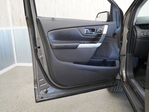 Used 2012 Ford Edge Limited image 25
