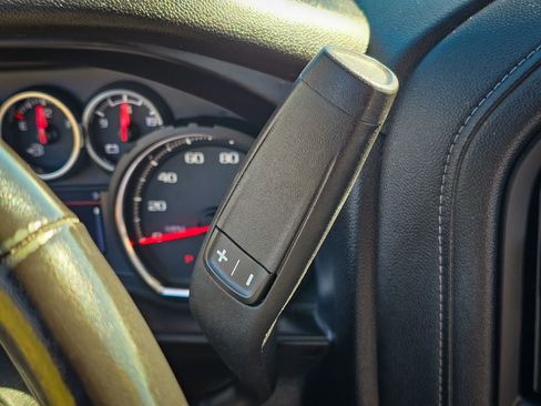 Used 2020 Chevrolet Silverado 1500 LT Trail Boss image 19