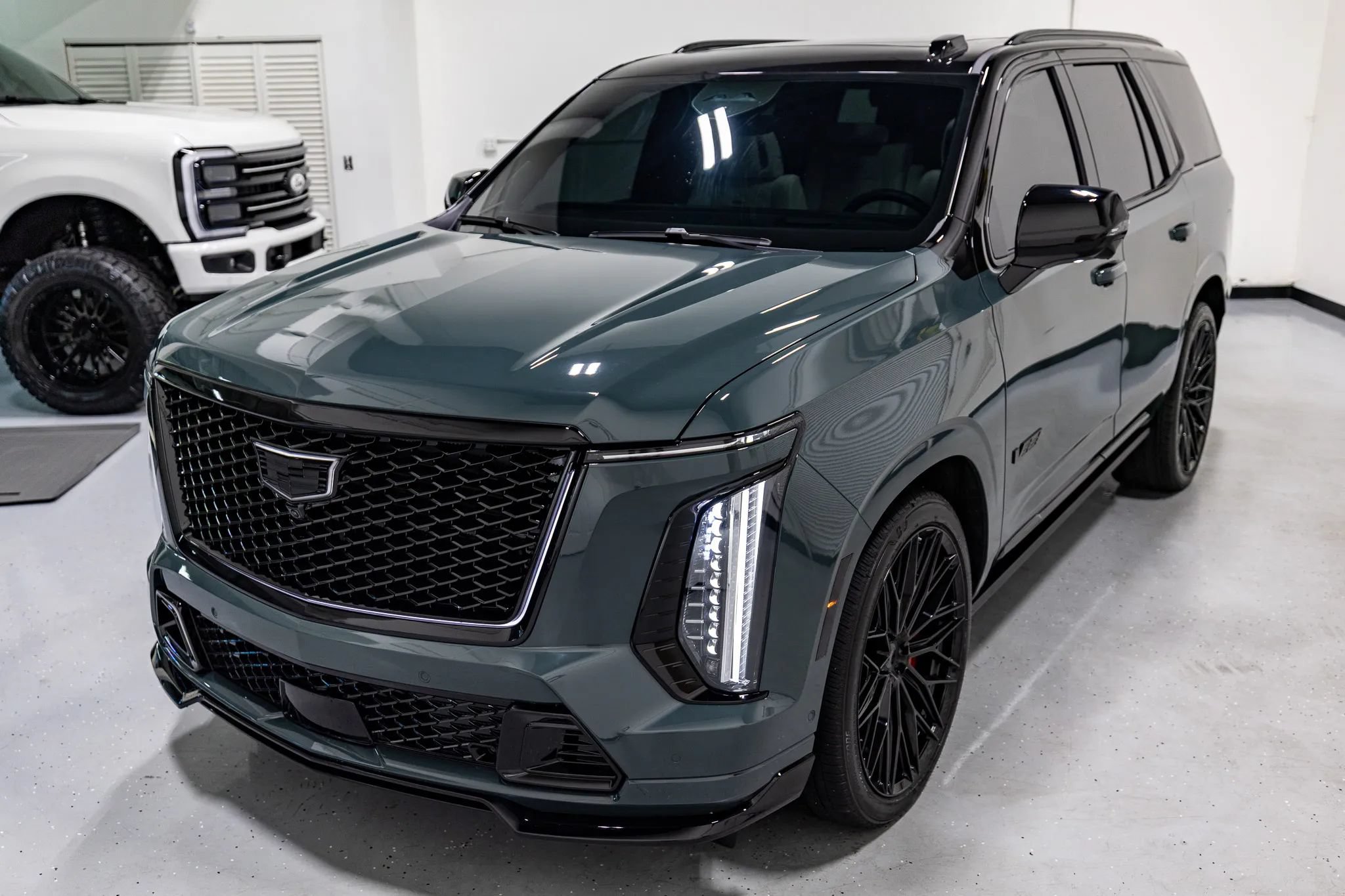 Used 2026 Cadillac Escalade V w/ LPO, ONYX Package AWD/4WD image 3