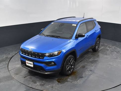 New 2026 Jeep Compass Latitude AWD/4WD image 36