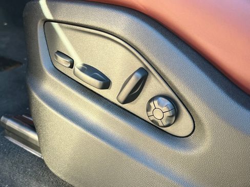 New 2026 Porsche Cayenne GTS image 32