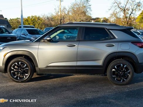 Used 2023 Chevrolet TrailBlazer LT w/ Convenience Package image 10