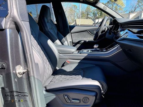 Used 2025 Audi SQ8 Premium Plus image 9