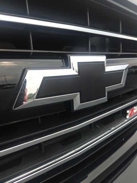 Used 2017 Chevrolet Silverado 1500 LT w/ Redline Edition AWD/4WD image 29
