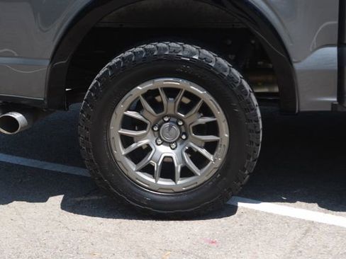 Used 2021 Ford F150 Lariat w/ Equipment Group 502A High AWD/4WD image 30