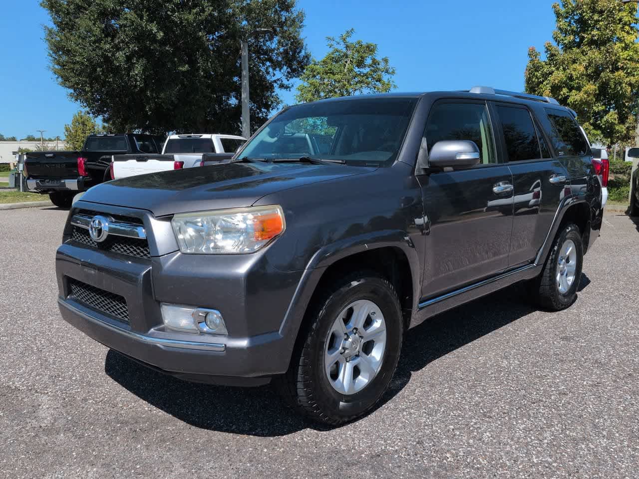 Used 2013 Toyota 4Runner SR5 w/ Convenience Pkg AWD/4WD image 2
