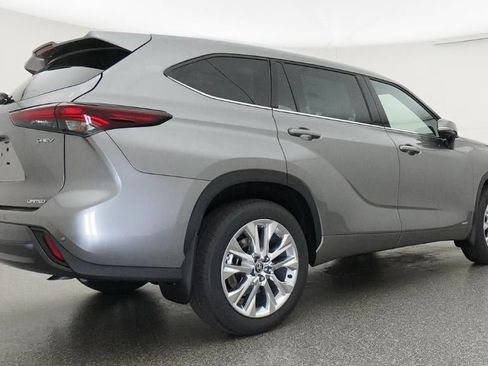 New 2026 Toyota Highlander Limited AWD/4WD image 25