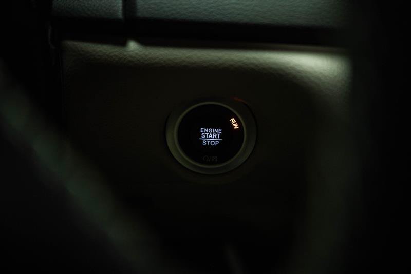 Used 2023 Chrysler Pacifica Touring-L FWD image 19