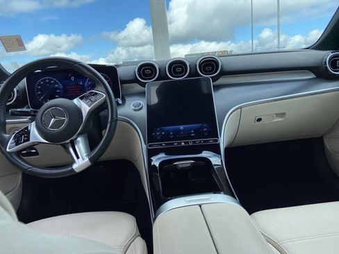 Used 2025 Mercedes-Benz C 300 Sedan image 14
