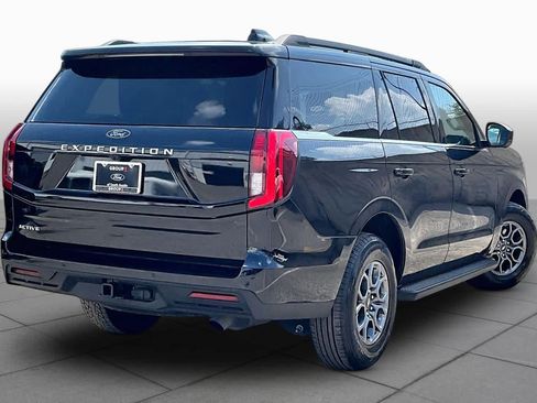 Certified 2025 Ford Expedition Active RWD image 7