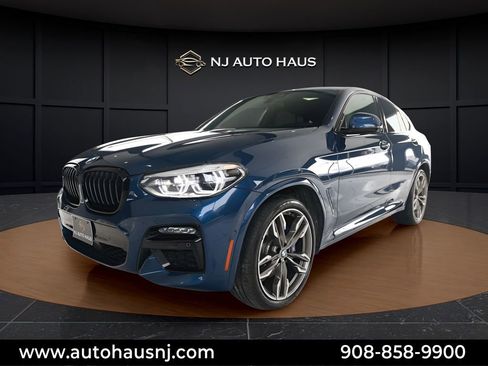 Used 2021 BMW X4 M40i w/ Executive Package image 4