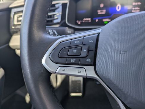 Certified 2025 Volkswagen Jetta Sport FWD image 21