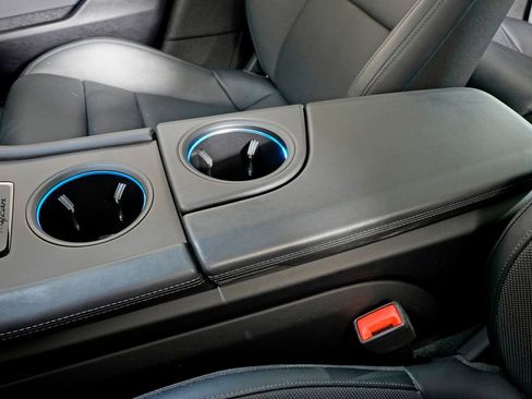 Certified 2024 Porsche Taycan GTS image 32