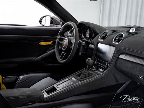 Used 2023 Porsche 718 Cayman GT4 RS RWD image 44