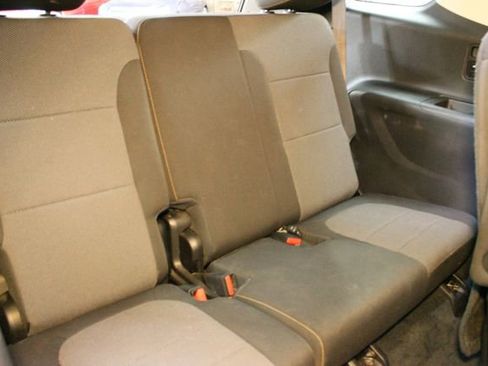 Used 2021 Chevrolet Traverse LT w/ LPO, Floor Liner Package AWD/4WD image 15