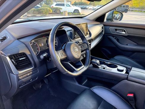 Used 2021 Nissan Rogue SL AWD/4WD image 8