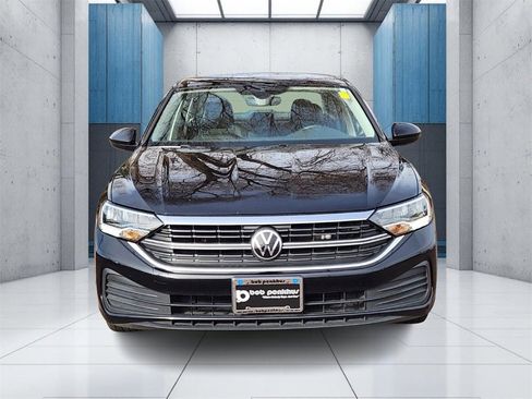 Used 2024 Volkswagen Jetta SE image 26