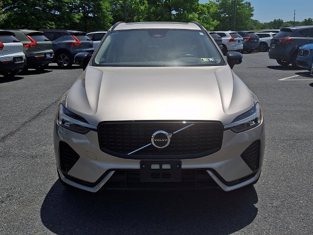 Used 2025 Volvo XC60 T8 Ultra w/ Climate Package AWD/4WD image 2