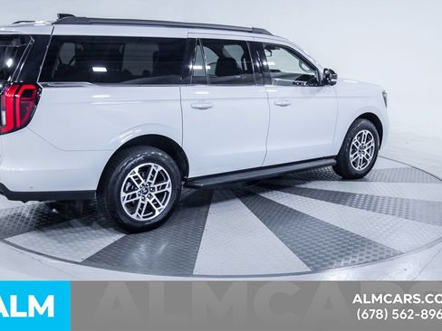 Used 2025 Ford Expedition Max Active AWD/4WD image 10