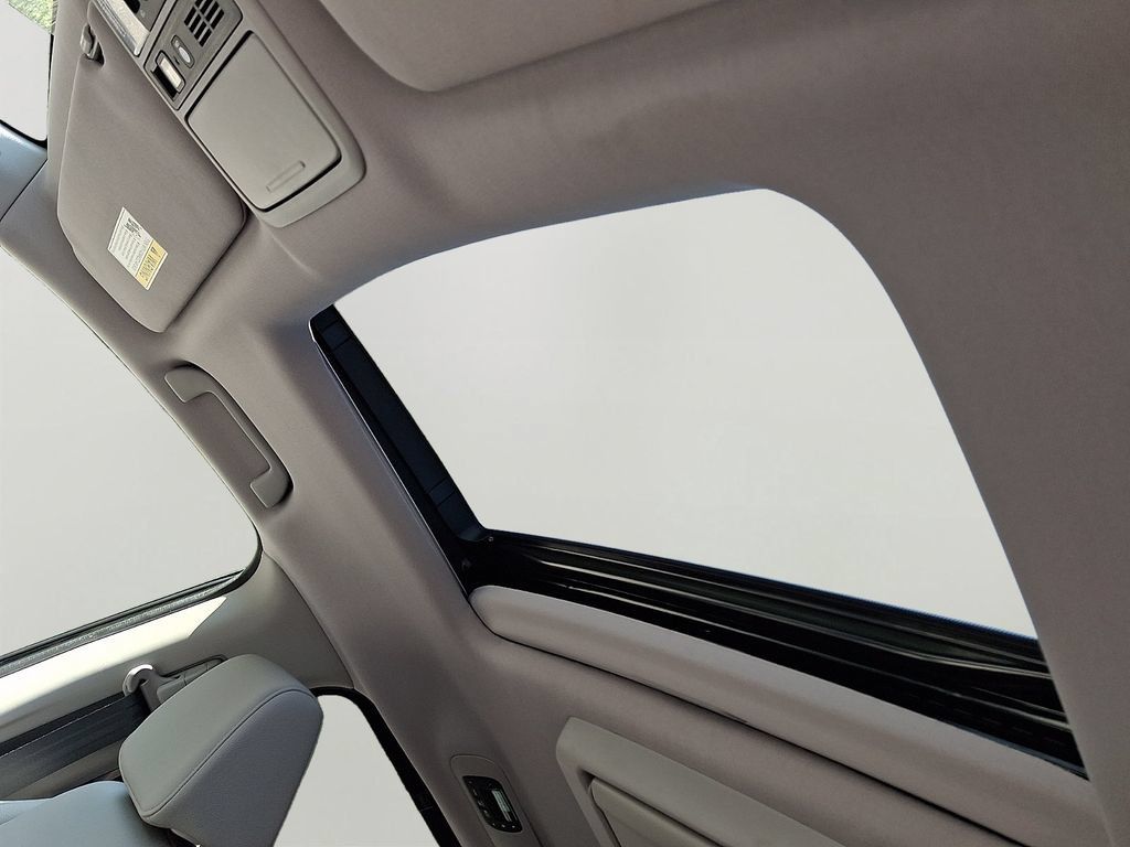 Used 2020 Honda Odyssey Touring image 15