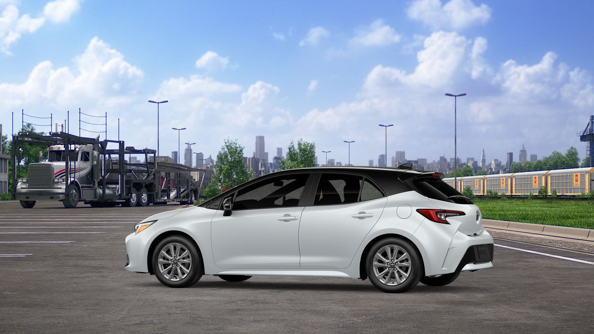 New 2027 Toyota Corolla SE w/ SE Premium Package FWD image 7
