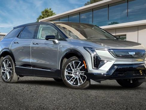 New 2026 Cadillac Optiq Sport 1 image 2