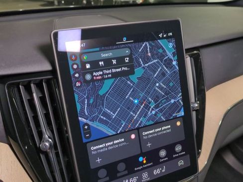 New 2026 Volvo XC60 B5 Core w/ Climate Package image 22