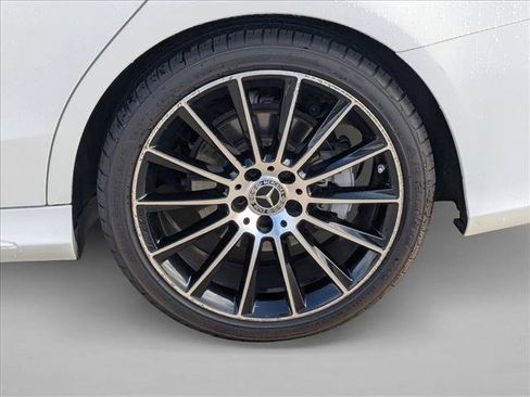 Used 2020 Mercedes-Benz C 300 Sedan image 23