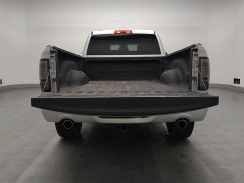 Used 2017 RAM 1500 Express image 29