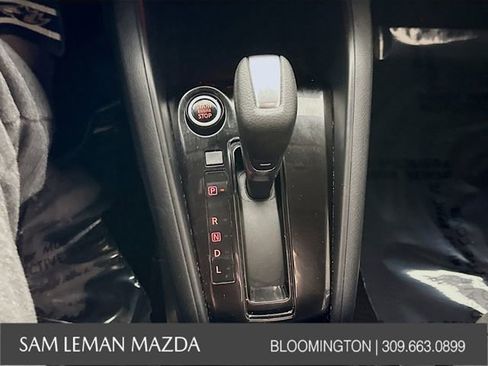 Used 2022 Nissan Kicks S image 16