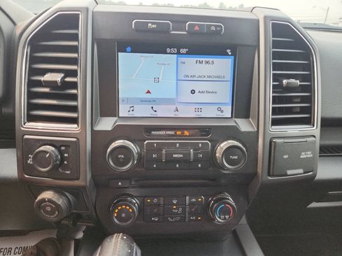 Used 2018 Ford F150 XLT w/ Equipment Group 302A Luxury AWD/4WD image 12