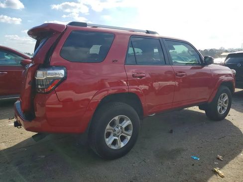 Used 2022 Toyota 4Runner SR5 AWD/4WD image 4