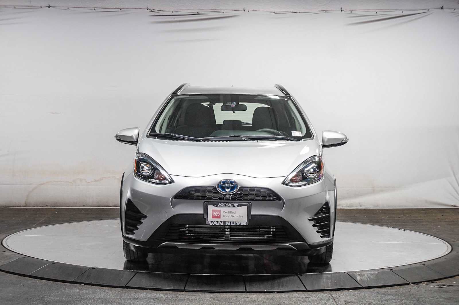 Certified 2019 Toyota Prius C FWD image 7