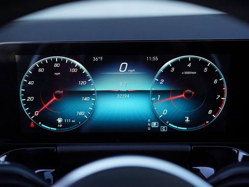 Used 2022 Mercedes-Benz GLA 250 4MATIC w/ Premium Package Lite image 26