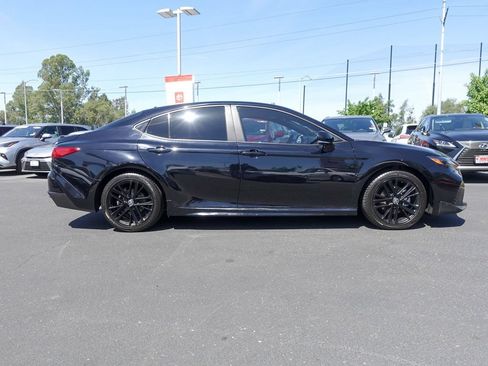Used 2025 Toyota Camry SE w/ Multimedia Upgrade Package FWD image 2