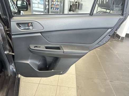 Used 2014 Subaru Crosstrek 2.0i Premium image 32