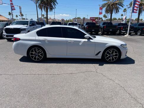 Used 2023 BMW 540i w/ M Sport Package RWD image 4