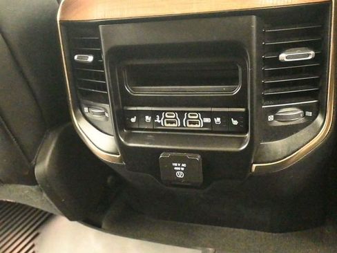 Used 2020 RAM 1500 Limited image 16