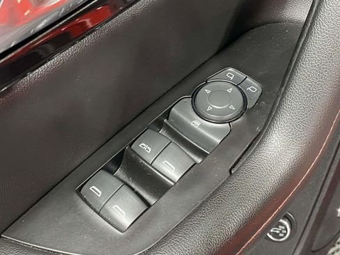 Used 2022 Chevrolet Blazer RS w/ Enhanced Convenience Package AWD/4WD image 19