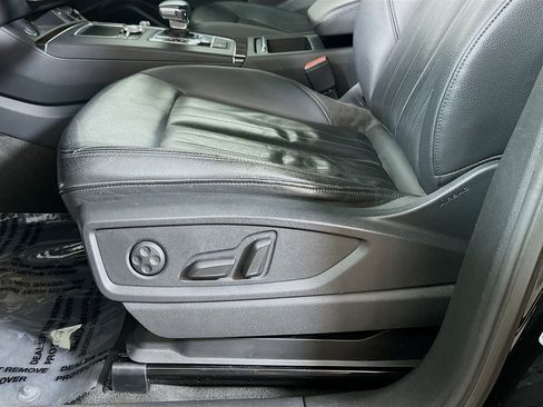 Used 2018 Audi Q5 2.0T Premium Plus w/ Premium Plus Package image 20