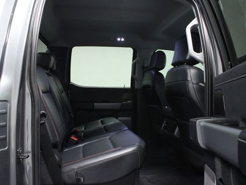 Used 2024 Ford F250 Lariat w/ Chrome Package image 15