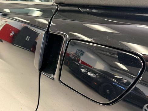 Used 2007 Chevrolet Corvette Convertible w/ Preferred Equipment Group image 18