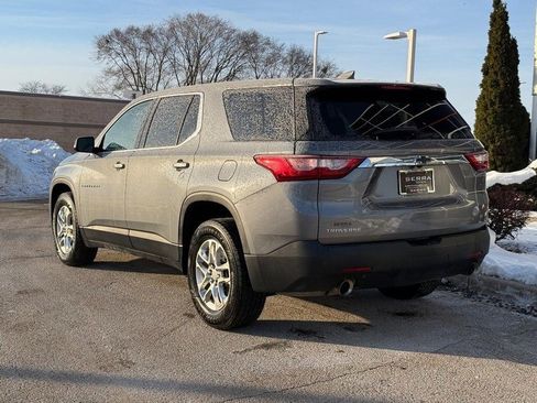 Used 2021 Chevrolet Traverse LS image 5
