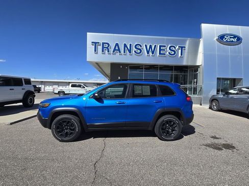 Used 2022 Jeep Cherokee Trailhawk w/ Premium Leather Package image 2