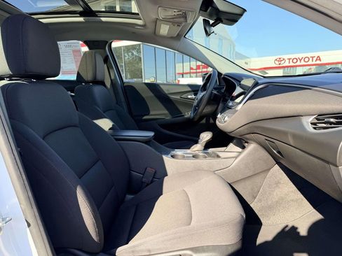 Used 2024 Chevrolet Malibu LT image 13