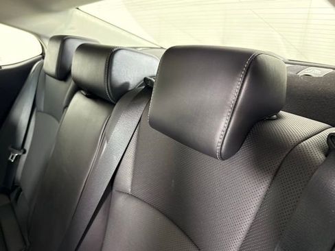 Used 2022 Lexus ES 300h w/ Premium Package image 25