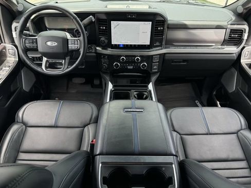 Used 2026 Ford F250 Platinum AWD/4WD image 9