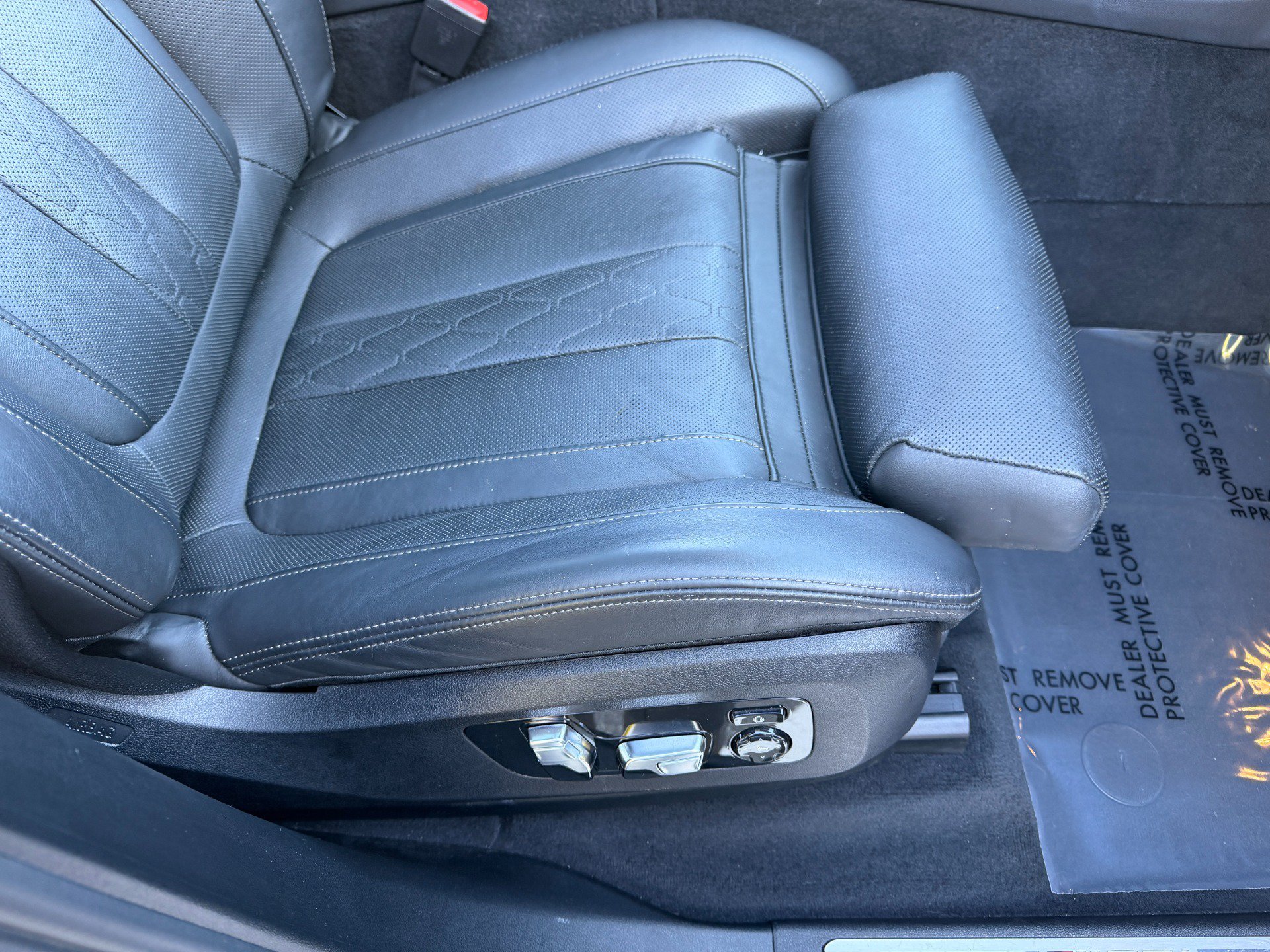 Used 2023 BMW X7 M60i AWD/4WD image 67