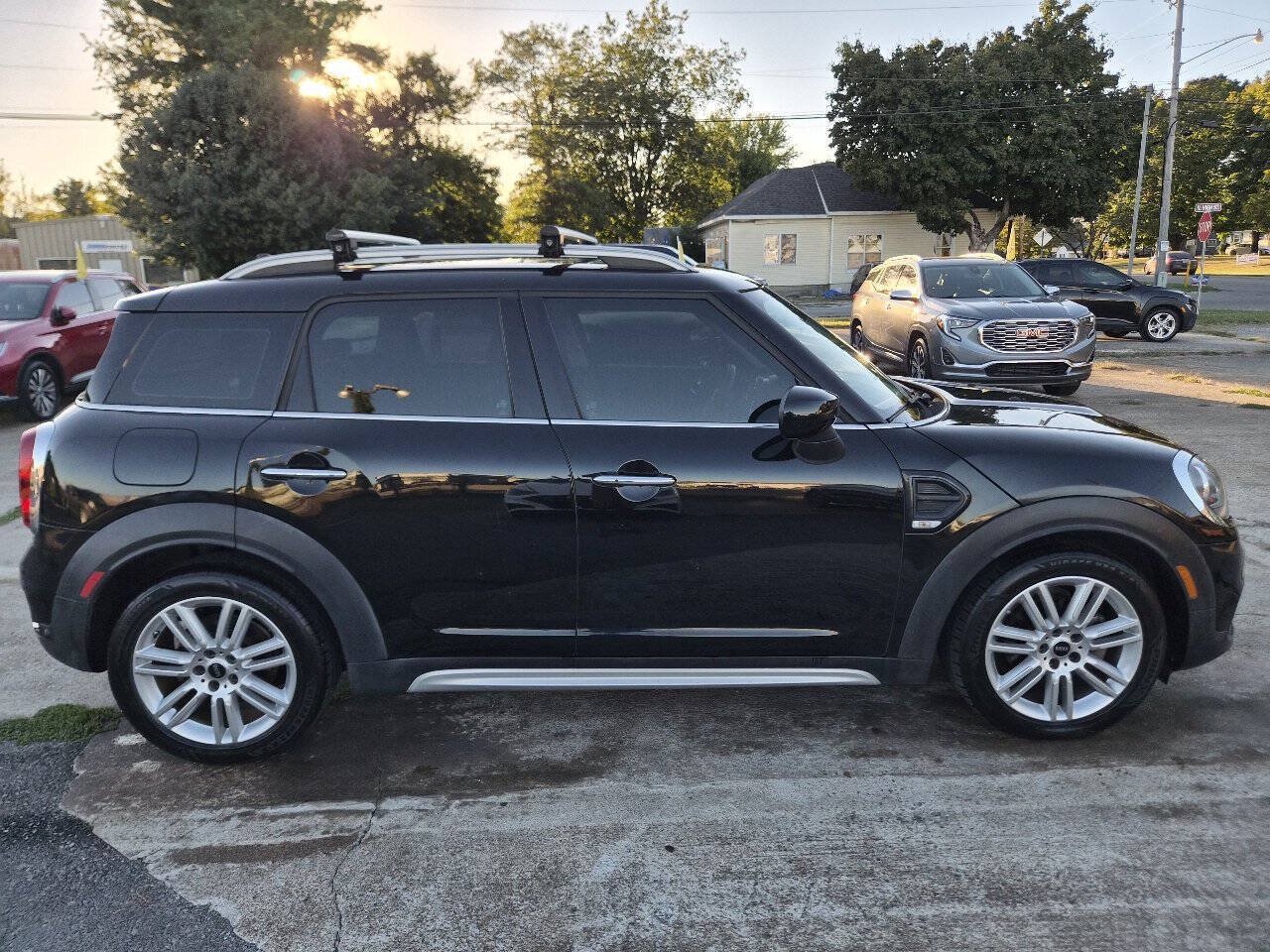 Used 2020 MINI Cooper Countryman FWD image 5