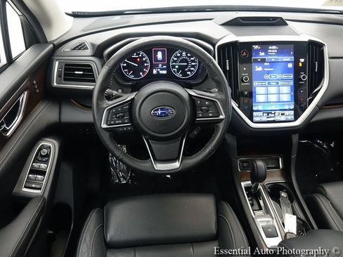 Used 2024 Subaru Ascent Touring AWD/4WD image 14